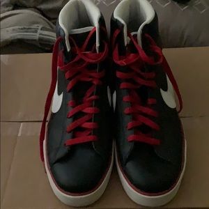 Men’s Nike high top shoes